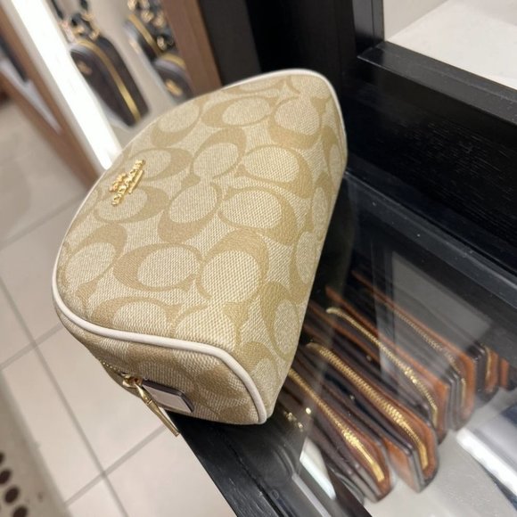 Coach Dome Cosmetic Case In Signature Canvas - Picture 5 of 7